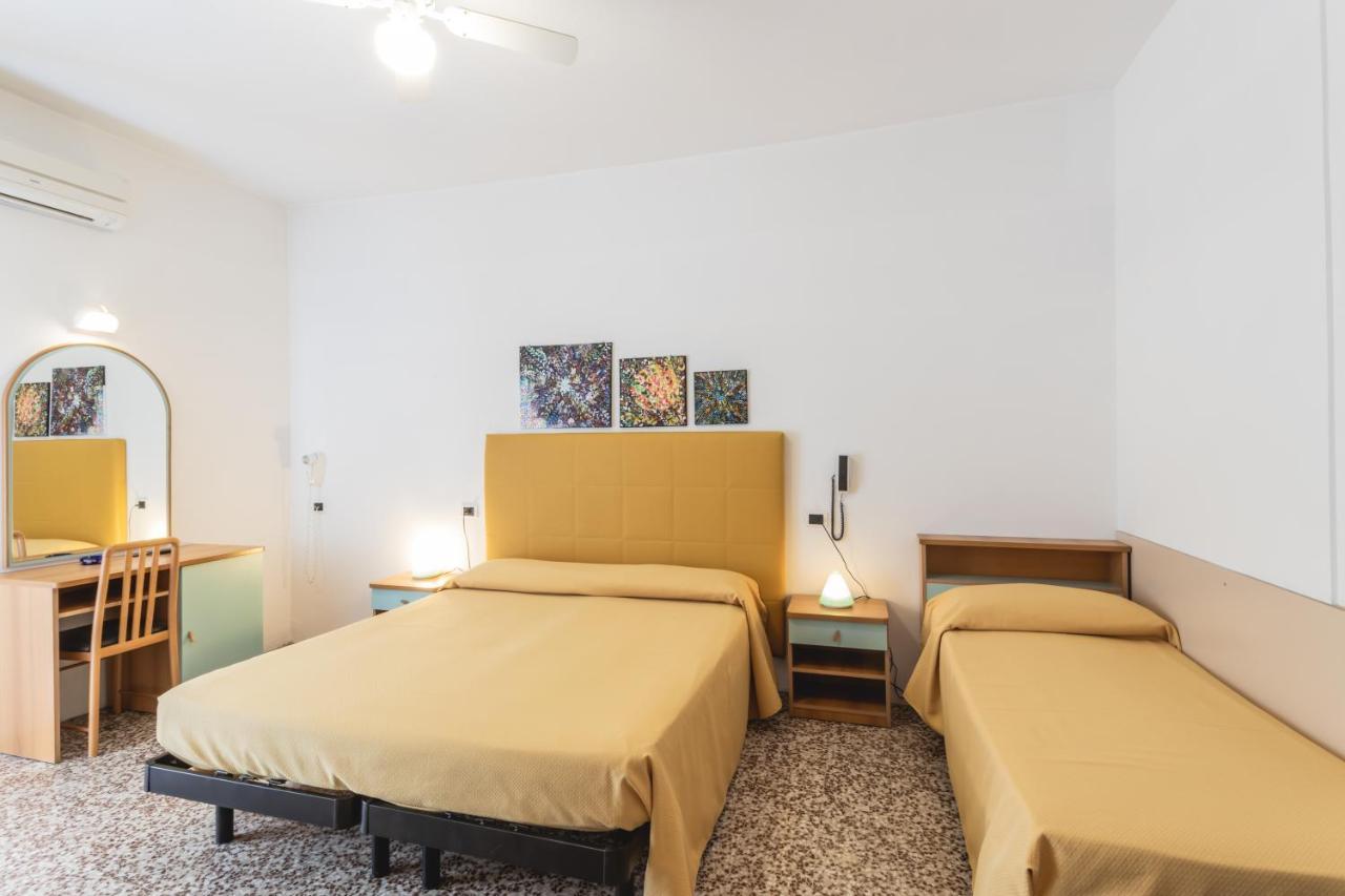 B&B Moresco Cattolica Extérieur photo