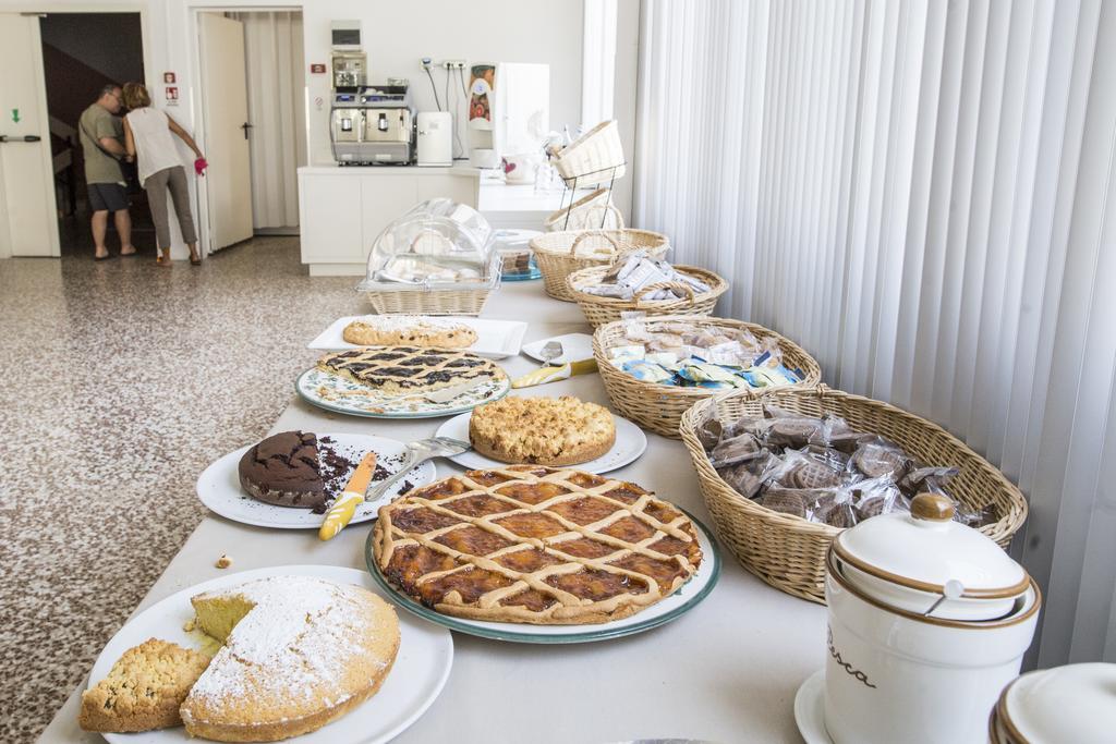 B&B Moresco Cattolica Extérieur photo